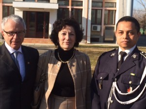 Dna. Chantal Moreno, directorul Biroului pentru Europa Centrală şi de Est al OIF, Lt-Col. Jaona Andrianaivo si Dl. Serge Rameau